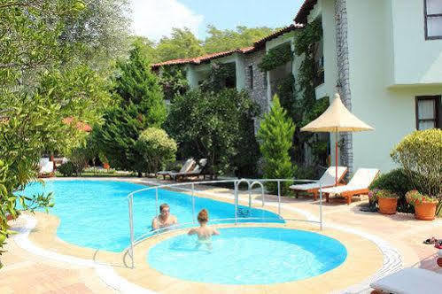 גוג'ק Olive Garden Apart Hotel מראה חיצוני תמונה